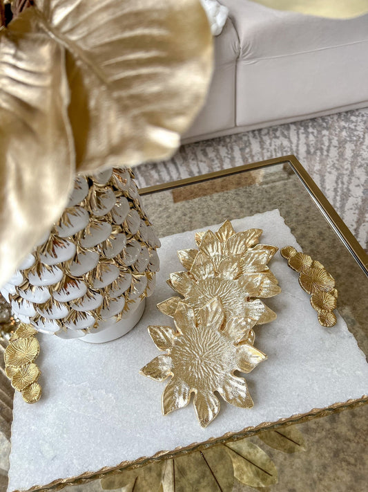 Set of 4 Gold Flower Coasters